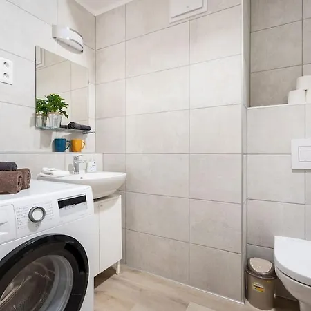 Oaks With Balcony Budapeste