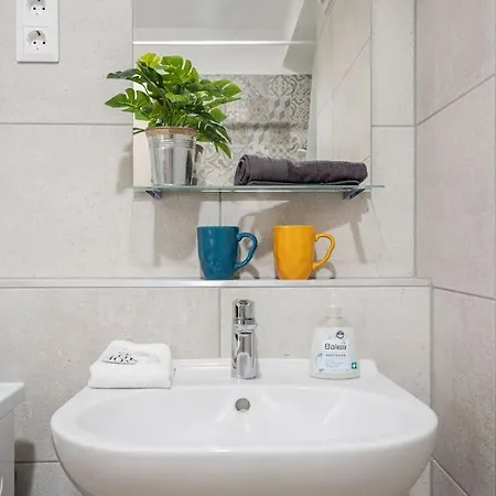 شقة Oaks With Balcony بودابست